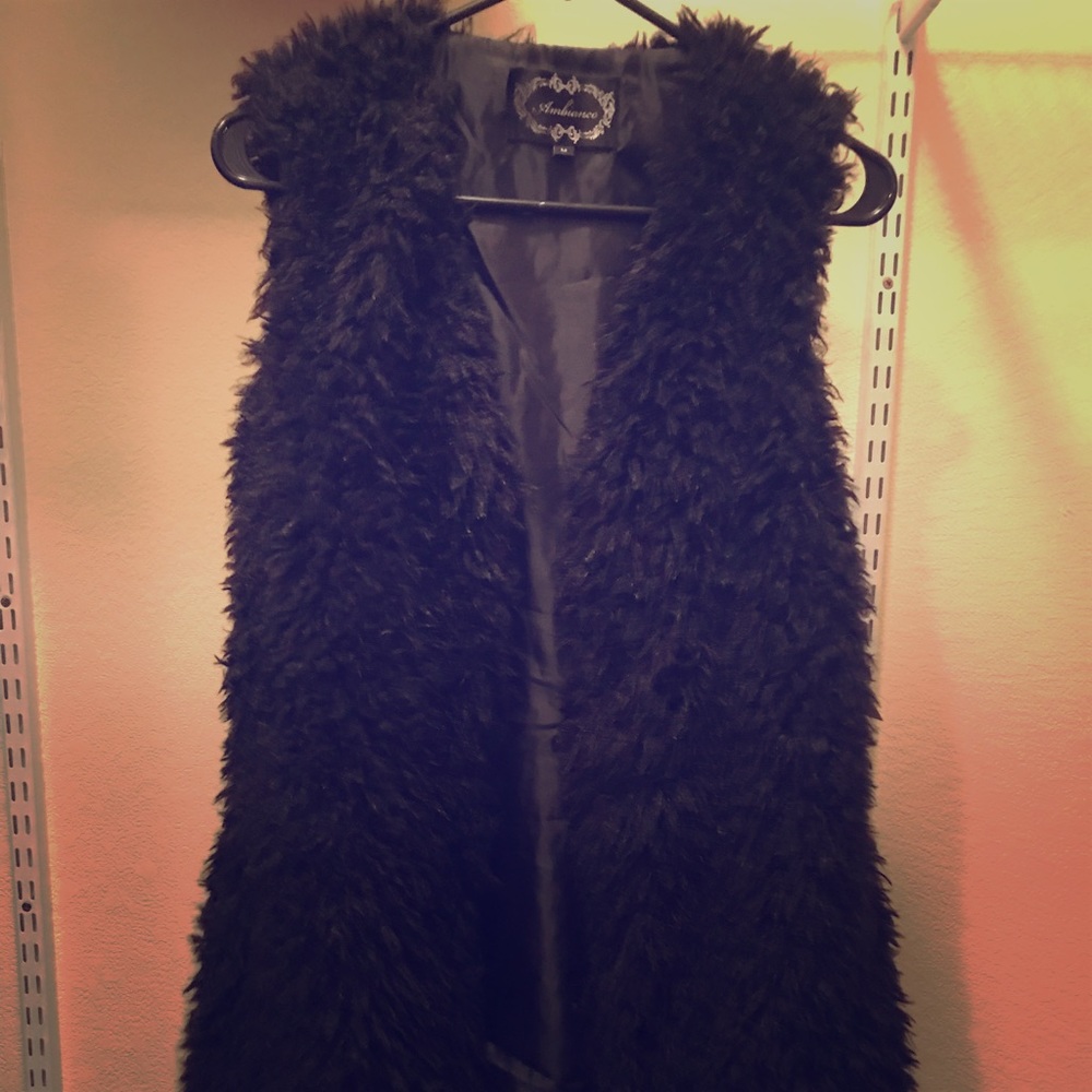 Black faux fur vest
